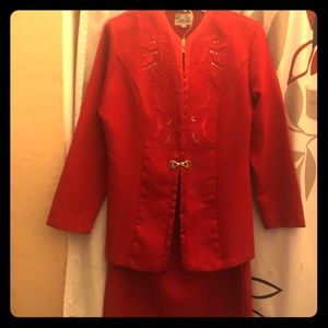 Women Red Collarless Suite
